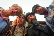 (v.l.n.r.) Frau Waas (Annette Frier); K&ouml;nig Alfons der Viertel-vor-Zw&ouml;lfte (Uwe Ochsenknecht); Herr &Auml;rmel (Christoph Maria Herbst); Lukas der Lokomotivf&uuml;hrer (Henning Baum)