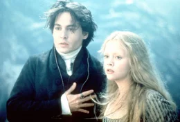 Ichabod Crane (Johnny Depp, l.) und Katrina (Christina Ricci, r.) m&uuml;ssen gar Schreckliches mitansehen ...
