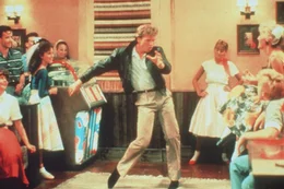 Der amerikanische Rockstar Nick Rivers (Val Kilmer, M.) ahnt nicht, dass er mit seinem gro&szlig;en Konzert in der DDR nur die Welt&ouml;ffentlichkeit von finsteren Pl&auml;nen der Milit&auml;rs ablenken soll ...