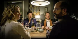 Auf welcher Seite stehst Du eigentlich? (v.l.n.r.): Elisabeth (Caroline Peters), Thomas (Florian David Fitz), Ren&eacute; (Justus von Dohn&aacute;nyi), Stephan (Christoph Maria Herbst)