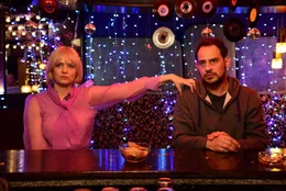 l-r: Claudia (Laura Tonke), Bobby (Moritz Bleibtreu)