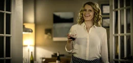 Elisabeth (Caroline Peters)