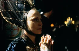 Jolanda von Arag&oacute;n (Faye Dunaway).