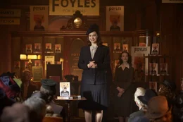 Juliet Ashton (Lily James)