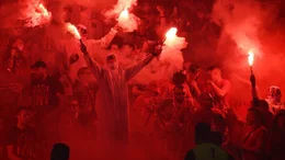 DFB-Pokalfinale 2024 - Ultras in der Kurve mit Pyros.