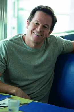 Mark Wahlberg als John