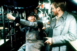 L-R: 2nd Lieutenant - 2WO (Martin Semmelrogge), Lt. Werner - Correspondent (Herbert Gr&ouml;nemeyer)