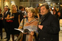 Vorne, l-r: Yvonne Zickler (Lilian Klebow), Henriette Frey (Christiane H&ouml;rbiger), Ferdinand Sternheim (Erwin Steinhauer).