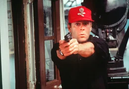 Auf der Jagd nach einem pathologischen Frauenm&ouml;rder: Tom Hardy (Bruce Willis) ...