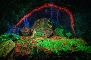 In der Sterling Hill Mine warten die Steine mit einem ganz besonderen Leuchteffekt auf.