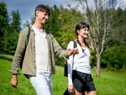 Single Diego und Kandidatin Susanna auf dem Weg zu ihrem Beziehungstest. Single Diego und Kandidatin Susanna auf dem Weg zu ihrem Beziehungstest.