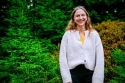 Musikerin und Frohnatur Donna sucht in der Natur ihren Duettpartner. Musikerin und Frohnatur Donna sucht in der Natur ihren Duettpartner.