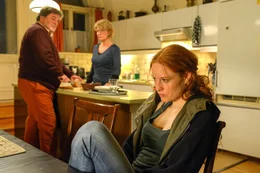 L-R: Ferdinand Sternheim (Erwin Steinhauer), Henriette Frey (Christiane H&ouml;rbiger), Lena Setzlaff (Barbara Meier).