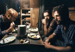 NDR Fernsehen DAS BOOT, TEIL 3, am Sonntag (27.06.10) um 23:30 Uhr. Schweigen und Reizbarkeit machen sich bei dem Alten (J&uuml;rgen Prochnow), dem Leutnant (Klaus Wennemann) und Wachoffizier (Martin Semmelrogge) breit: Skepsis gegen&uuml;ber dem Sinn der Unternehmung, Mi&szlig;trauen gegen&uuml;ber der F&uuml;hrung.