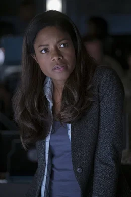 Dr. Kate Caldwell (Naomie Harris)