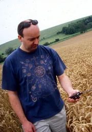 Paul Vigay investigates the phenomena of crop circles. Paul Vigay investigates the phenomena of crop circles.