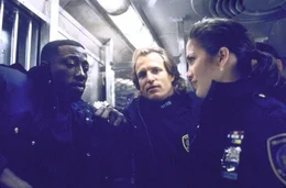Jennifer Lopez (r),  Wesley Snipes (l),  Woody Harrelson (m).