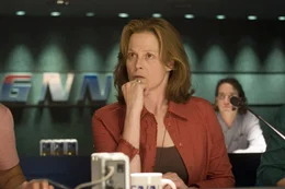 Sigourney Weaver (Rex Brooks).