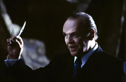 Er ist wieder zur&uuml;ck - und er ist hungriger denn je: Hannibal Lector (Anthony Hopkins)