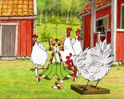 Fertig ist das Huhn-Attrappe vollgef&uuml;llt mit Pfeffer - Findus ist begeistert wie echt sie aussieht, nur die H&uuml;hner schauen skeptisch.