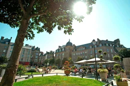 Place des Freres Lamannais, Saint Malo.
