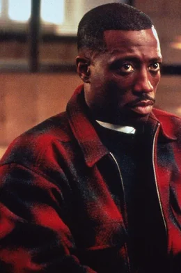 Im Gegensatz zu seinem Adoptivbruder, der st&auml;ndig vom Pech verfolgt wird, ist John (Wesley Snipes) selbstsicher und verantwortungsbewusst ...