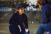Merri (Zoe McLellan, l.) und Wade (CCH Pounder, r.) bei den Ermittlungen in einem Mordfall, der wie ein Selbstmord aussehen sollte ...