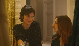 v.li.: Charly Fleury (G&eacute;raldine Pailhas), Carole Katayan (Alison Wheeler).