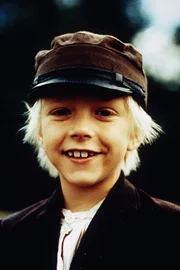 Der kleine Michel (Jan Ohlsson) aus Lönneberga hat nur Unsinn im Kopf und bereitet damit der ganzen Familie große Sorge.