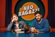 Sophie Passmann und Tommi Schmitt freuen sich auf eine neue Folge "Neo Ragazzi".