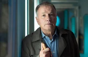 Dr. Roland Heilmann (Thomas Rühmann) ist fast gänzlich erblindet. Doch was bleibt dem leidenschaftlichen Mediziner dann noch? Dr. Roland Heilmann (Thomas Rühmann) ist fast gänzlich erblindet. Doch was bleibt dem leidenschaftlichen Mediziner dann noch?