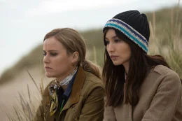 INTRIGO: Dear Agnes. Directed by Daniel Alfredson.