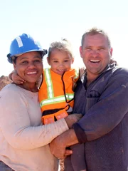 L-R: Viviane, Felica und Michael Taranto, Opalton L-R: Viviane, Felica und Michael Taranto, Opalton