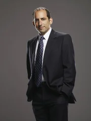 Dr. Chris Taub (Peter Jacobson).