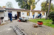 Der ehemalige Kindergarten wird vom Heimatverein umgebaut zum neuen Dorfgemeinschaftshaus. Der ehemalige Kindergarten wird vom Heimatverein umgebaut zum neuen Dorfgemeinschaftshaus.