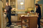 Beim Besuch von Remy 'Dreizehn' (Olivia Wilde, r.) bei House (Hugh Laurie, l.) kommt es zur Aussprache. Beim Besuch von Remy 'Dreizehn' (Olivia Wilde, r.) bei House (Hugh Laurie, l.) kommt es zur Aussprache.