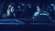 v.l. Hannah (Megan Glover), Kris Tanner (Venus Monique)
