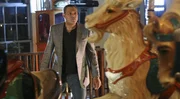 Ray Langston (Laurence Fishburne) sp&uuml;rt, dass sein Widersacher Haskell ganz in der N&auml;he ist...