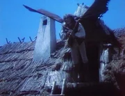 Jira (Jan Potmesil) steht pl&ouml;tzlich auf dem Dach und breitet geschusterte Lederfl&uuml;gel aus und ist auf und davon.