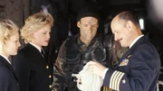 V.l.: Meg Austin (Tracy Needham), Harmon Rabb, Jr. (David James Elliott), Captain Thomas Boone (Terry O'Quinn)