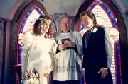 Von links: Lois (Jane Kaczmarek), Priest (David Doty) und Hal (Bryan Cranston)