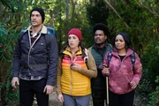 (v.l.n.r.) Max (Cheyenne Jackson); Kat (Mayim Bialik); Carter (Julian Gant); Randi (Kyla Pratt)