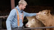 Viele Standbeine sind sein Geheimnis: Der Junglandwirt ist in die Wagyu-Zucht eingestiegen. Viele Standbeine sind sein Geheimnis: Der Junglandwirt ist in die Wagyu-Zucht eingestiegen.