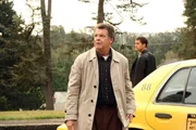 Peter (Joshua Jackson, R) und Walter (John Noble, L) travel to Seattle for a case in the FRINGE episode "Dream Logic".