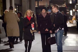 L-R: Angie (Amy Poehler),Kate (Tina Fey),  and writer/director Michael Mcculers