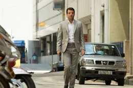 John Smith (Zachary Quinto)
