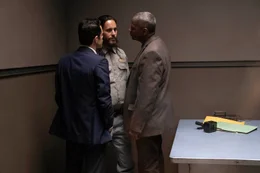 v.li.: Jim Baxter (Rami Malek), Albert Sparma (Jared Leto), Joe &sbquo;Deke&lsquo; Deacon (Denzel Washington).