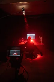 Neben Millionen Spielenden loggen sich auf Roblox auch mutmaßliche Cybergroomer ein und nutzen die Plattform, um Kontakt zu Kindern aufzunehmen.