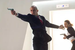Agent 47 (Rupert Friend) und Katia (Hannah Ware)