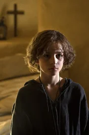 Der zehnjährige Richard (Petr Cemper) ist tief traumatisiert, als er die Folter und anschließende Verbrennung seiner Mutter durch Heinrich Institoris miterleben muss. Er schwört Rache an dem Inquisitor. Der zehnjährige Richard (Petr Cemper) ist tief traumatisiert, als er die Folter und anschließende Verbrennung seiner Mutter durch Heinrich Institoris miterleben muss. Er schwört Rache an dem Inquisitor.